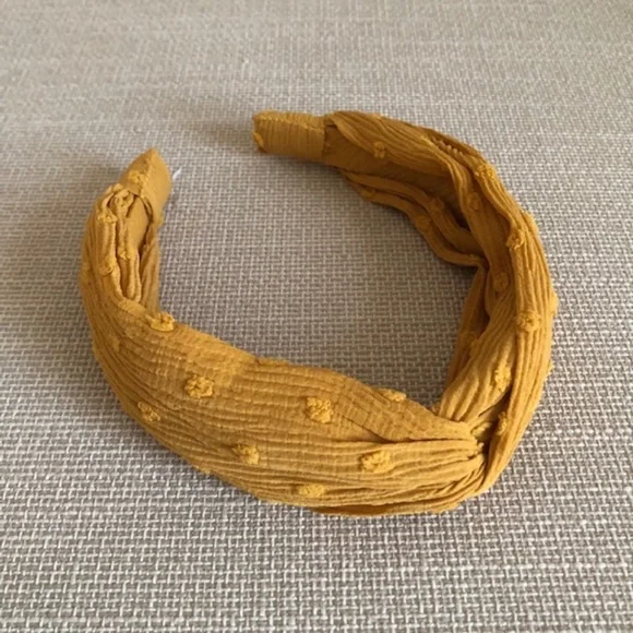 ✨ SALE Anthropologie Cheri Twist Headband - Picture 3 of 4